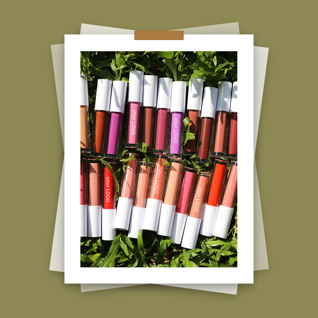 MetaCNBeauty private label lip gloss in white cap tube