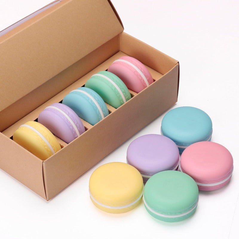 Privatelabelmoisturizinglipbalmwithpacking