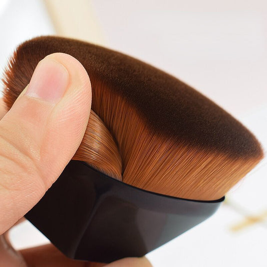 Traceless Foundation Brush