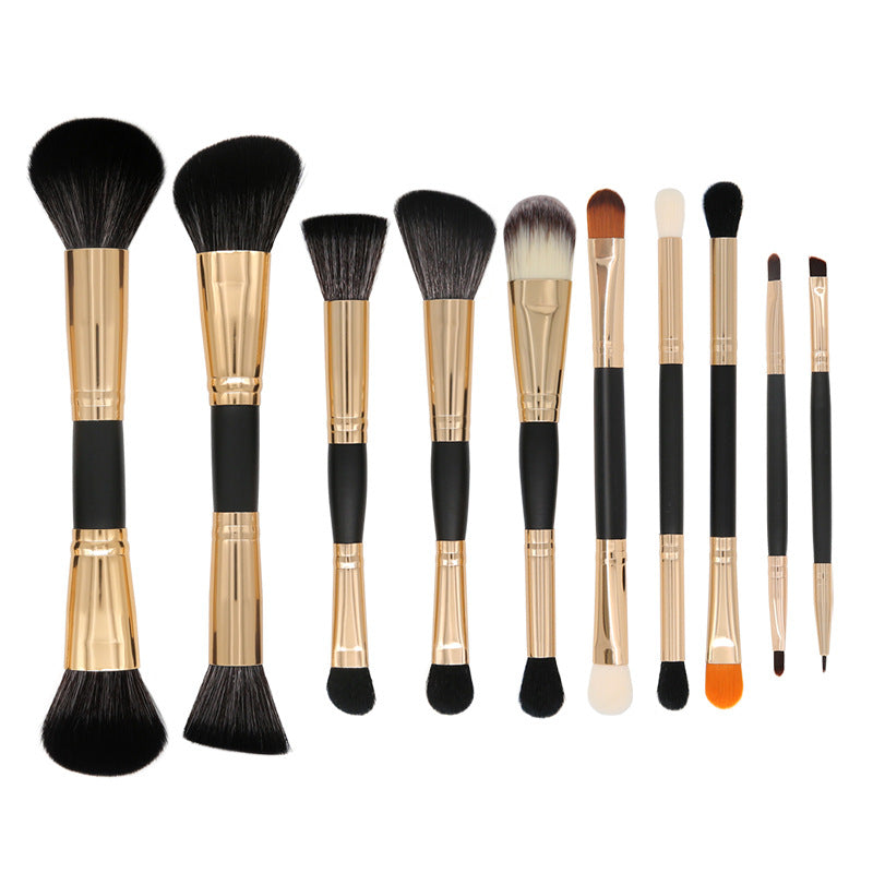 10 double-ended makeup brushes