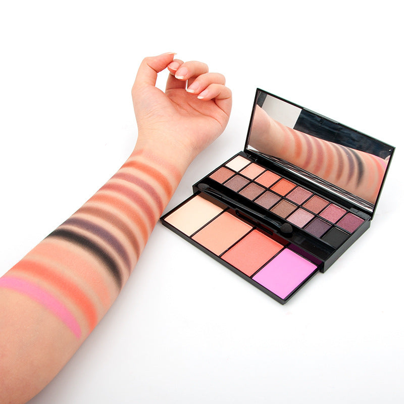 Eyeshadow+Blush+Contour 3-in-1 Eyeshadow Palette