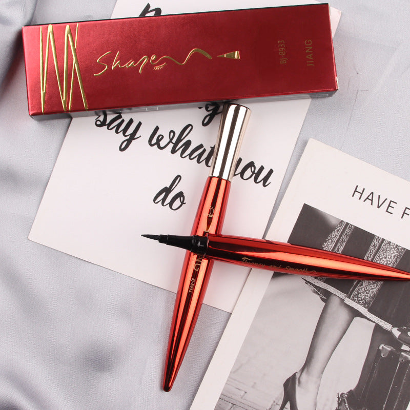 Queen's Refined Liquid Eyeliner