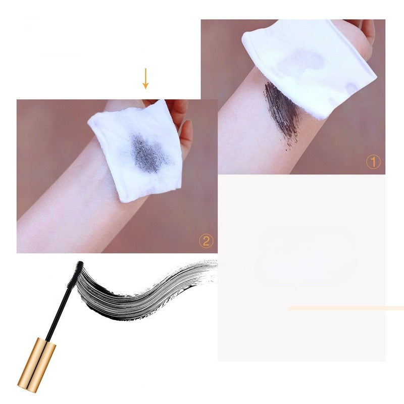 Styling and curling mascara without smudging