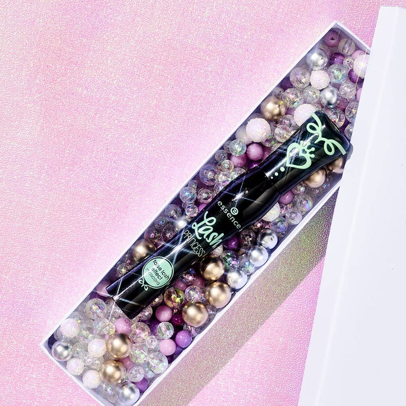False Lash Effect Mascara