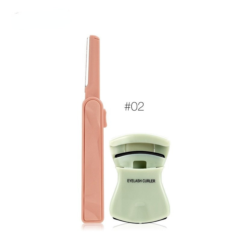Portable eyelash curler + eyebrow trimmer set