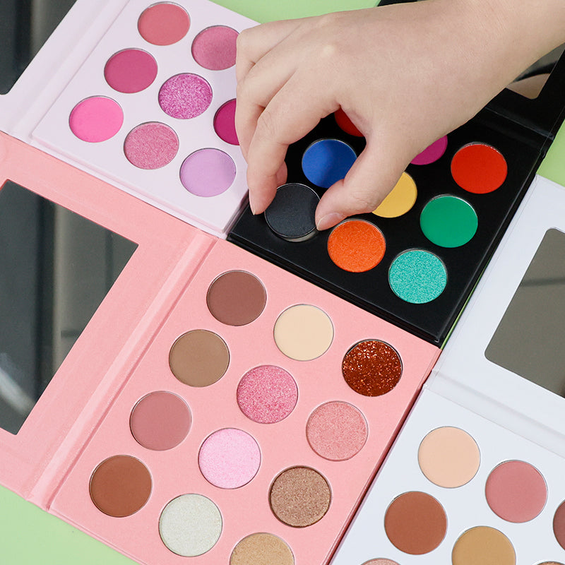 Cardboard  Eyeshadow Palette