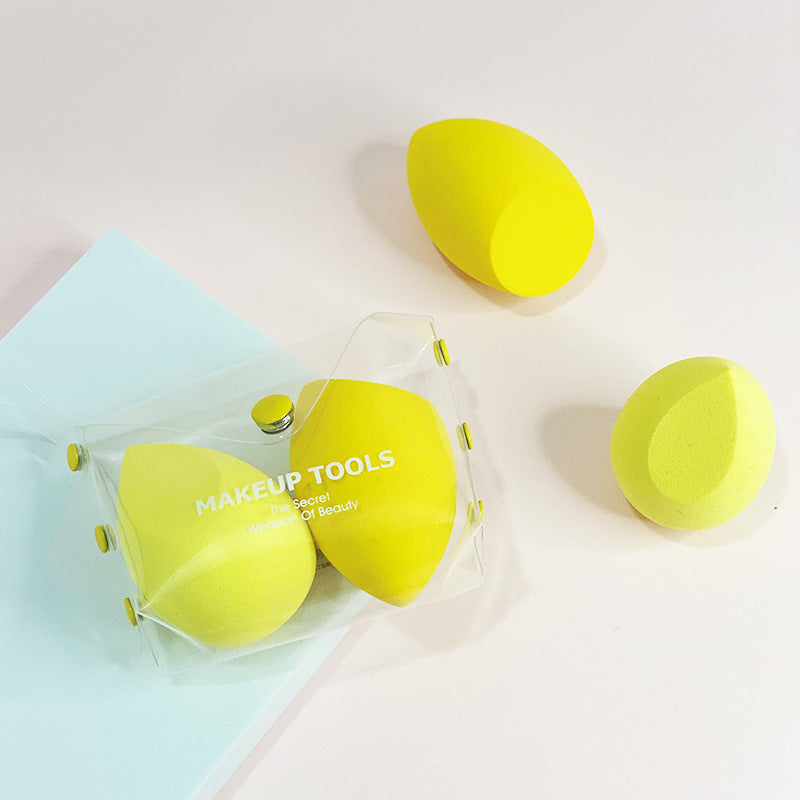 Ultra-soft non-absorbing powder beauty blender