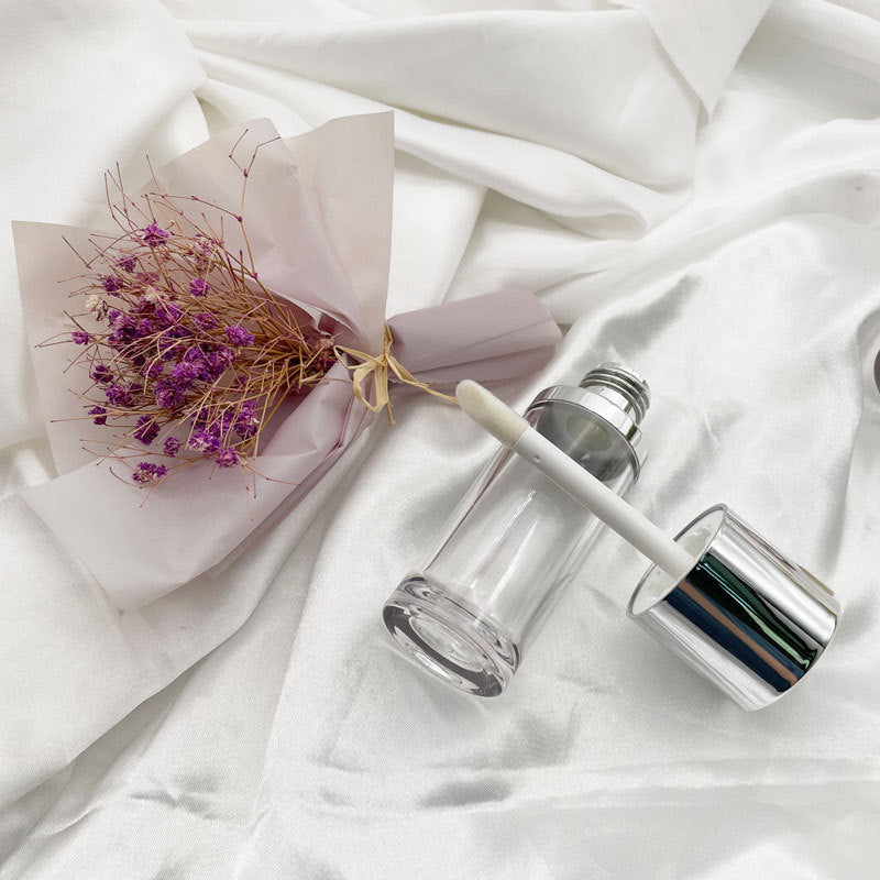 Large capacity liquid foundation bottle