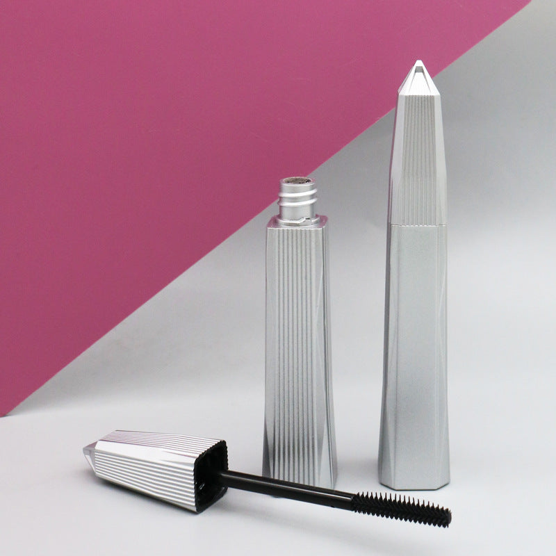 Large capacity mascara tube