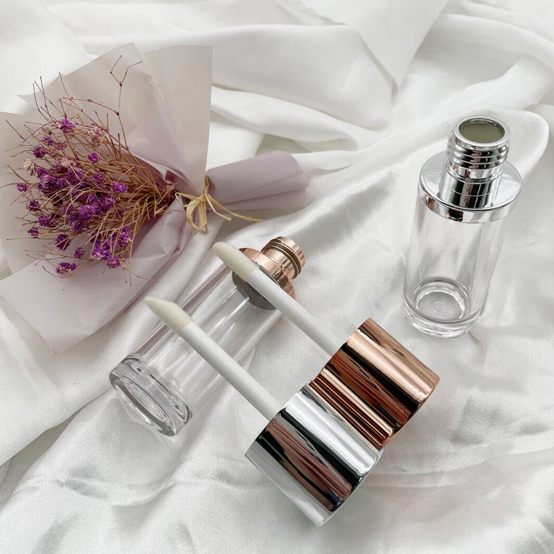 Large capacity liquid foundation bottle