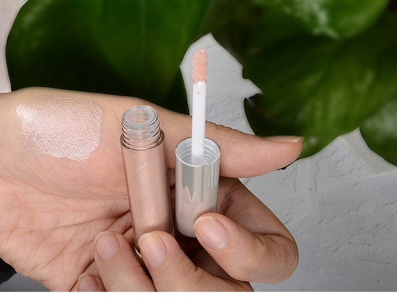 Spot no logo pearlescent monochrome liquid eye shadow