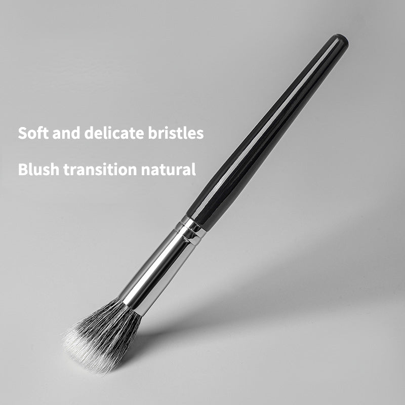 Wool blush makeup brush