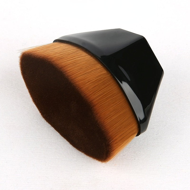 Traceless Foundation Brush