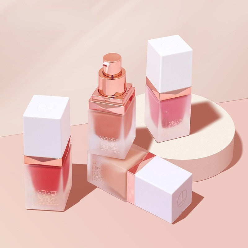 Natural color liquid blush