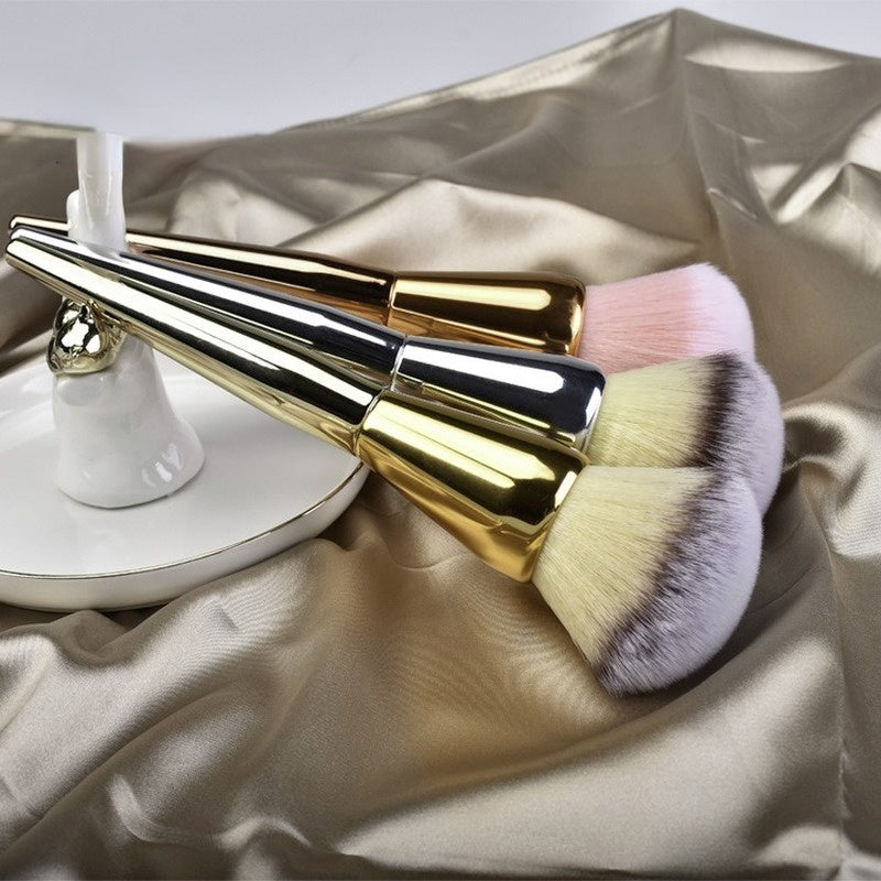 Nylon Bristle Powder Blush Brush with Metal Handle