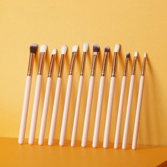 Multifunctional makeup brush set